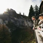 Boutiquehotel Blaue Burg * 프론텐