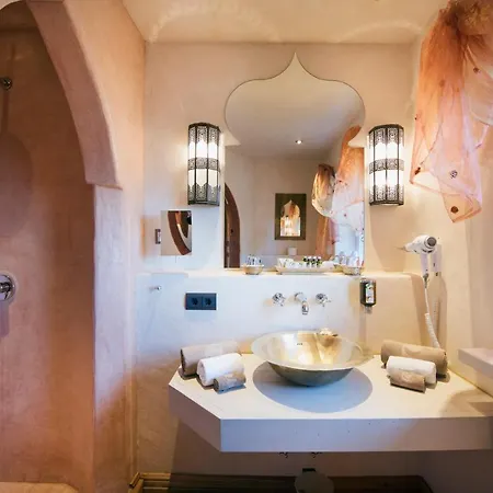 Boutiquehotel Blaue Burg מלון