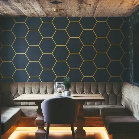 מלון Boutiquehotel Blaue Burg