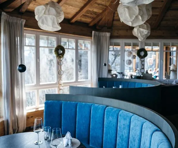 Boutiquehotel Blaue Burg Hotel *