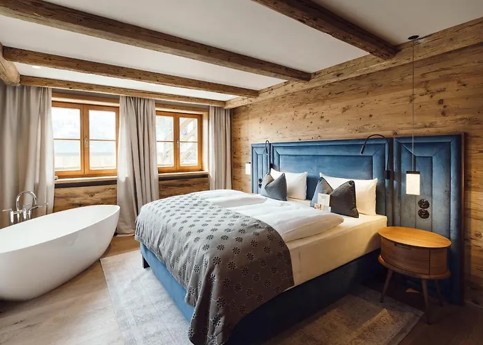 Hotel Boutiquehotel Blaue Burg *