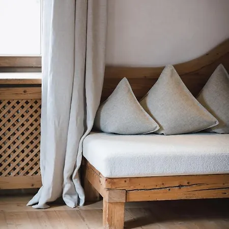 Otel Boutiquehotel Blaue Burg