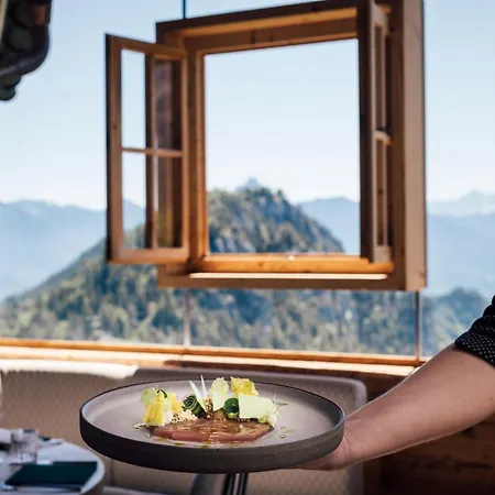 Boutiquehotel Blaue Burg Hotel *