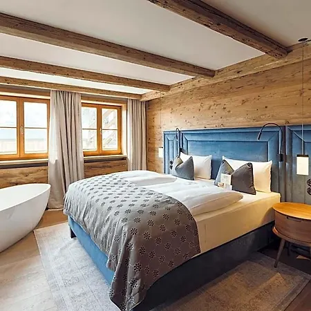Hotell Boutiquehotel Blaue Burg *