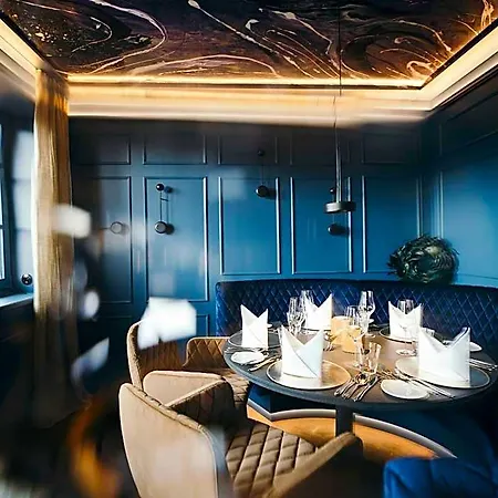 Boutiquehotel Blaue Burg Hotell