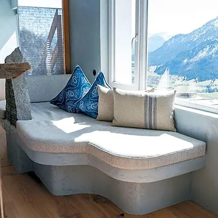 Boutiquehotel Blaue Burg 호텔 프론텐