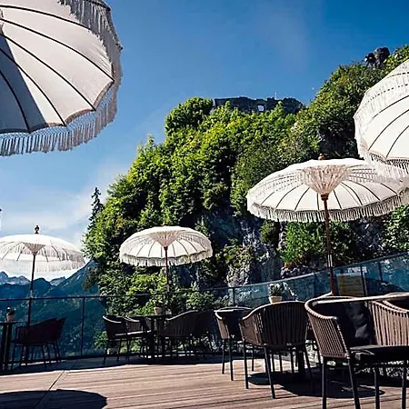 Boutiquehotel Blaue Burg 호텔 프론텐