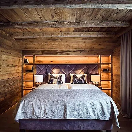 Boutiquehotel Blaue Burg Hotell *